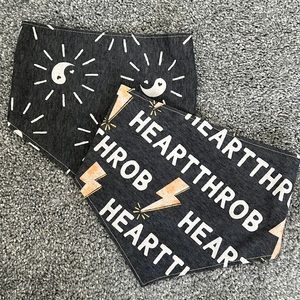 Set of 2 Dog Bandanas (Medium)